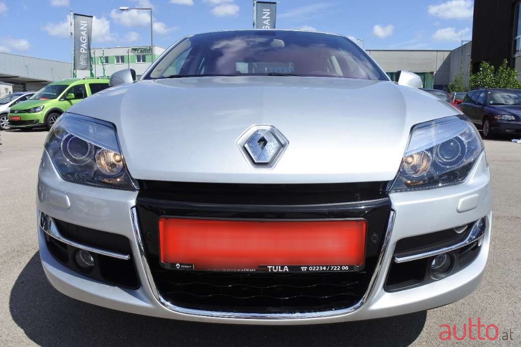 2013' Renault Laguna photo #4