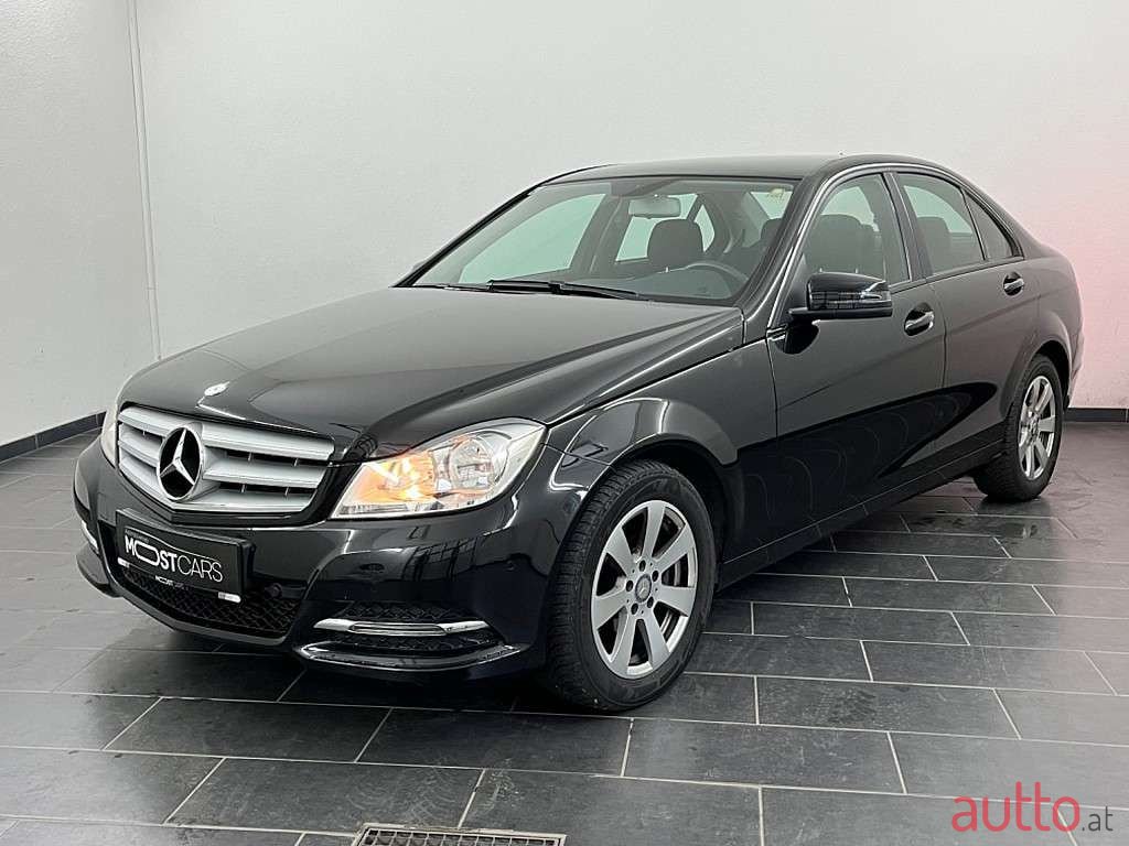 2014' Mercedes-Benz C-Klasse photo #4