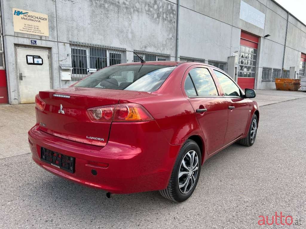 2010' Mitsubishi Lancer photo #5