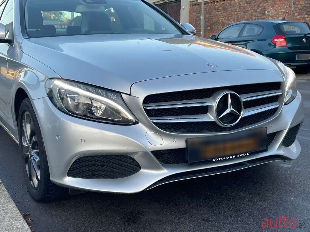 2018' Mercedes-Benz C-Klasse photo #6