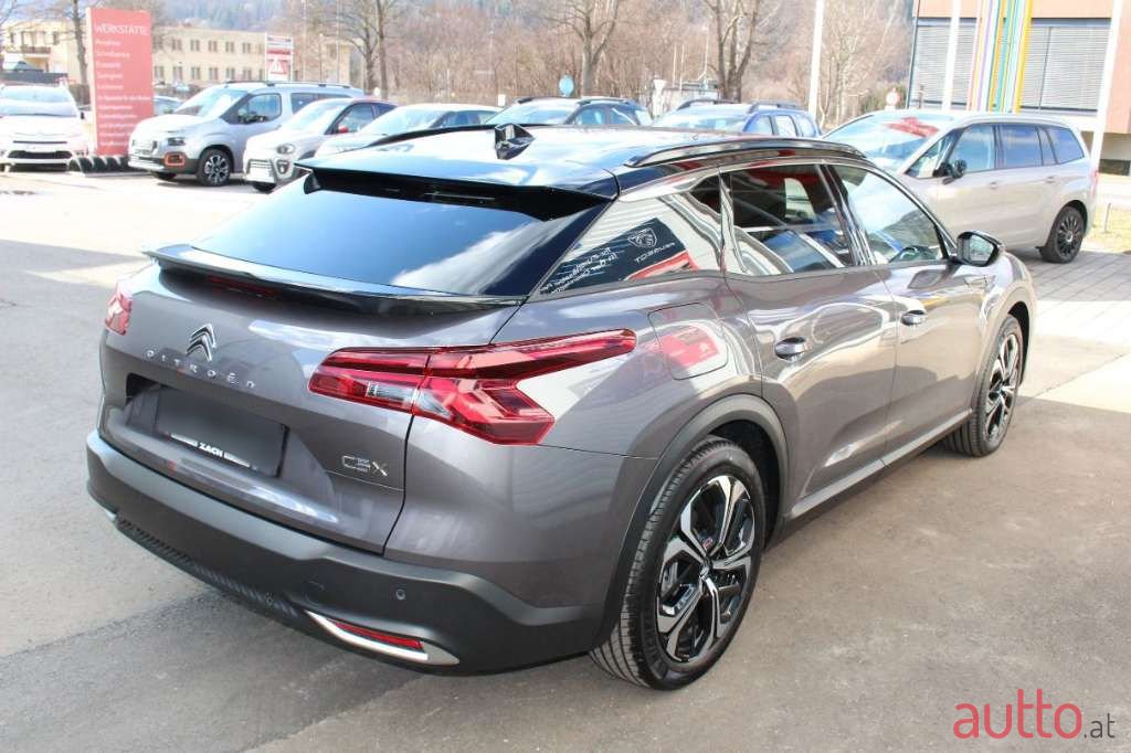2022' Citroen C5 X photo #6