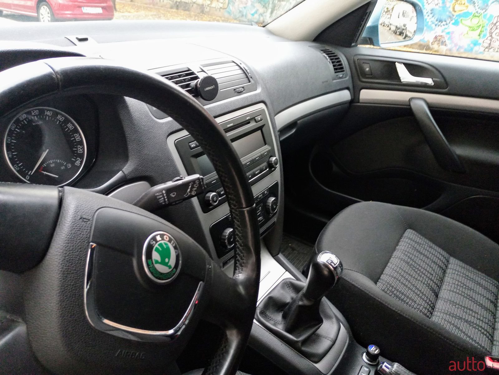 2010' Skoda Octavia photo #7