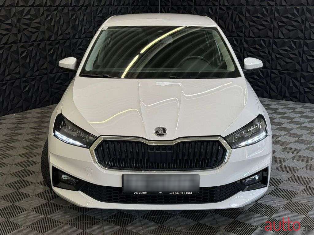 2022' Skoda Fabia photo #4