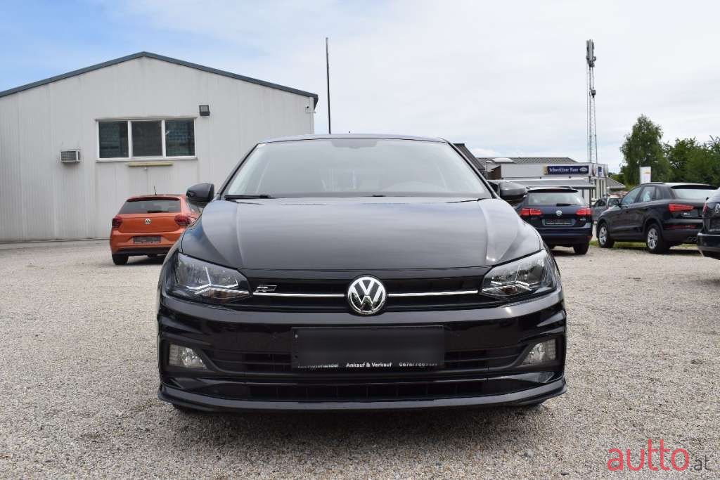 2020' Volkswagen Polo photo #2
