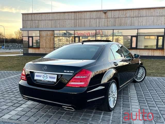 2011' Mercedes-Benz S-Klasse photo #6