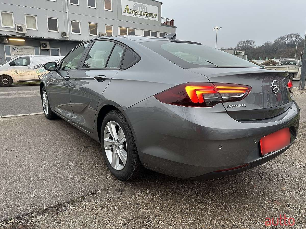 2018' Opel Insignia photo #6