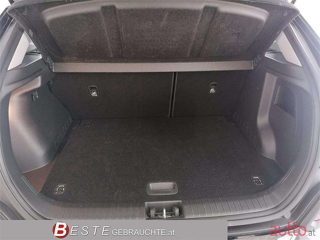 2018' Hyundai Kona photo #5