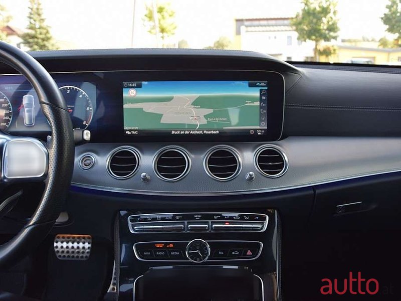 2019' Mercedes-Benz E-Klasse photo #5