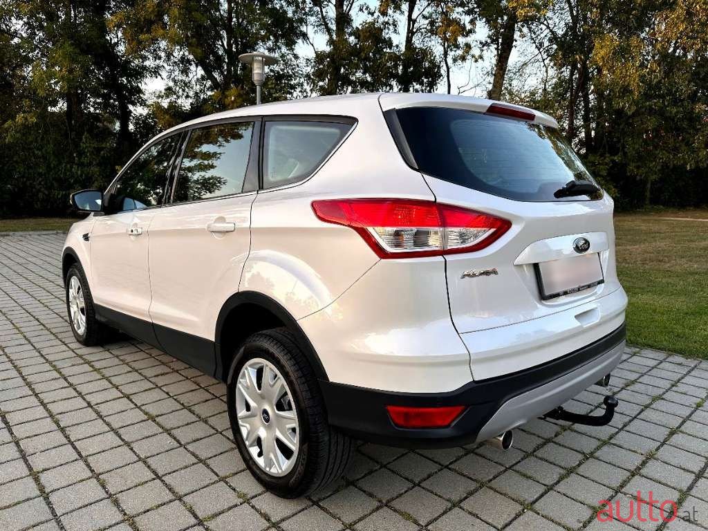 2014' Ford Kuga photo #3
