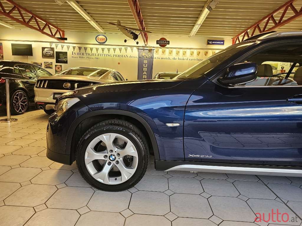 2011' BMW X1 photo #5