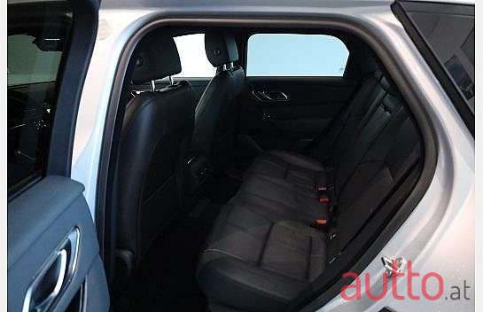 2024' Land Rover Range Rover Velar photo #6