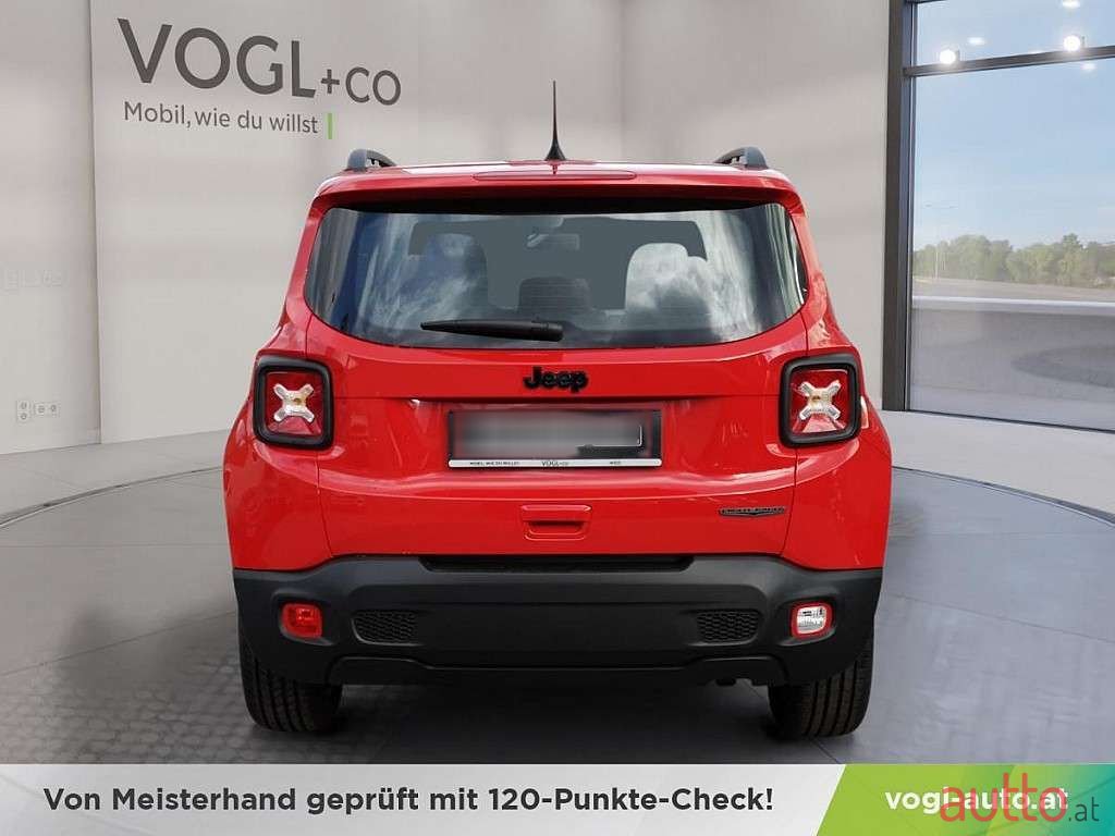 2023' Jeep Renegade photo #5