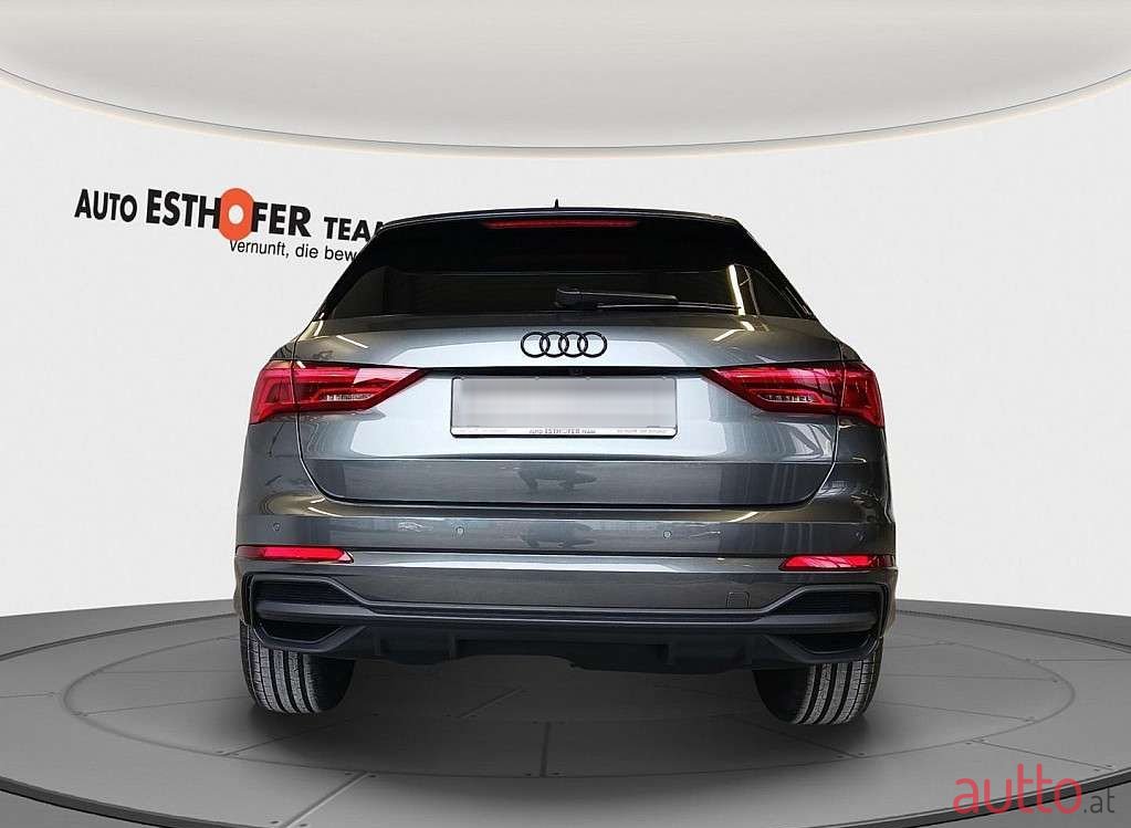 2022' Audi Q3 photo #4