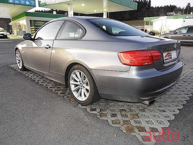 2012' BMW 3Er-Reihe photo #5