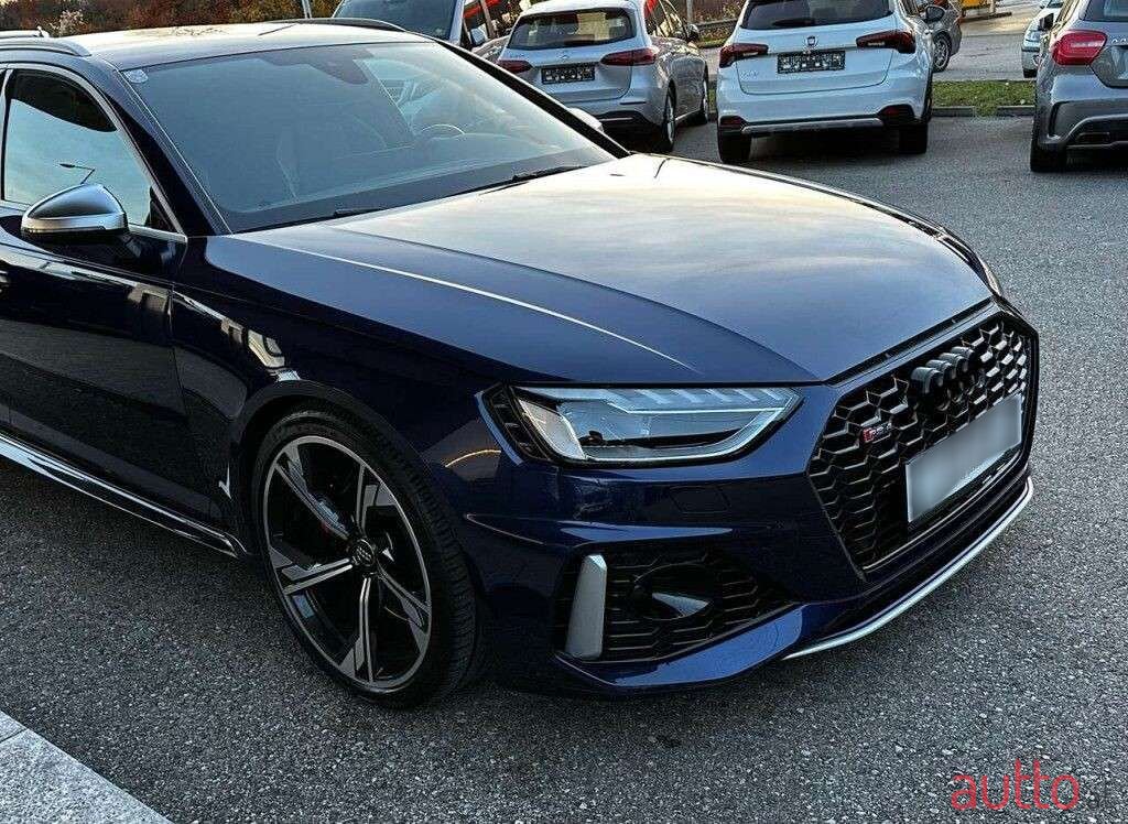 2020' Audi A4 photo #4
