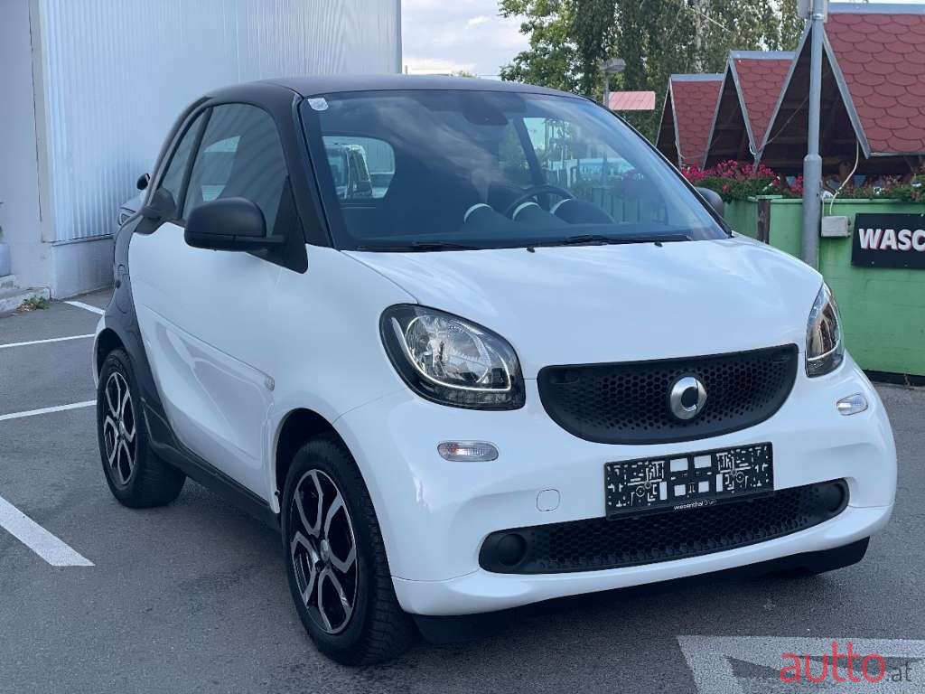 2015' Smart Fortwo photo #1