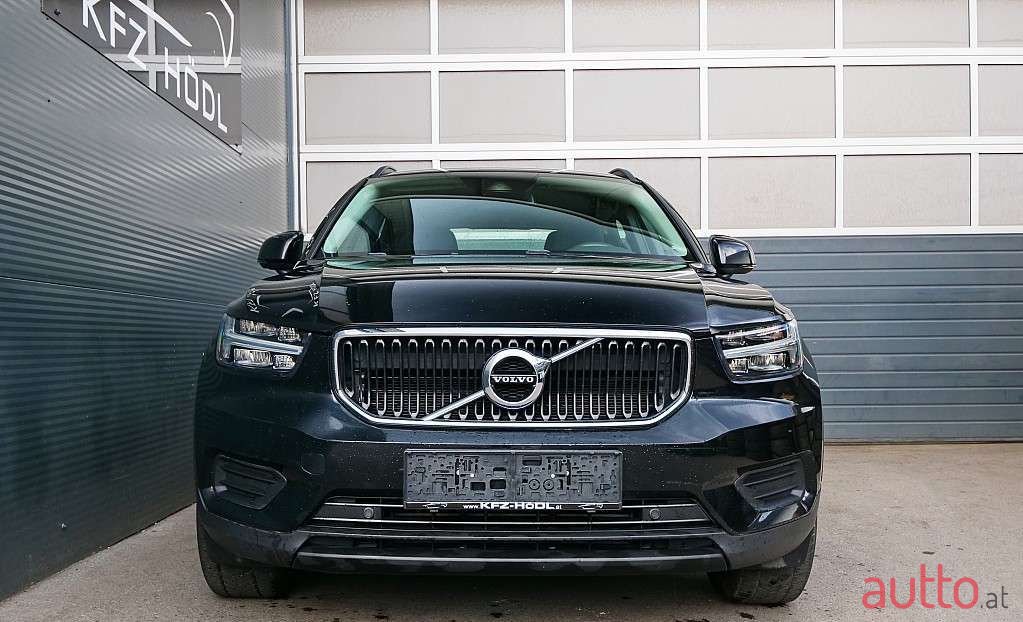 2019' Volvo Xc40 photo #3