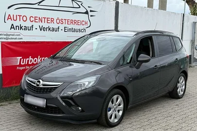 2013' Opel Zafira