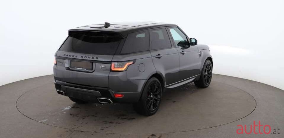 2019' Land Rover Range Rover Sport photo #3