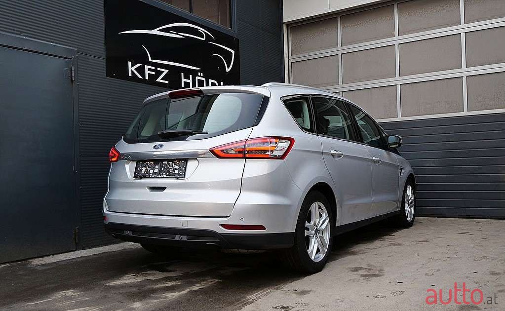 2015' Ford S-Max photo #1