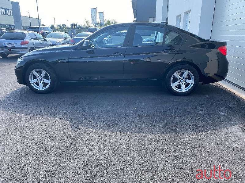 2016' BMW 3Er-Reihe photo #3