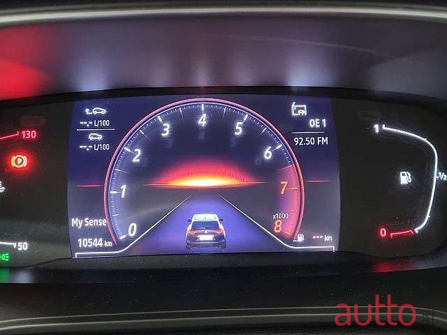 2021' Renault Megane photo #2