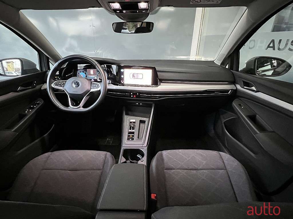 2020' Volkswagen Golf photo #6