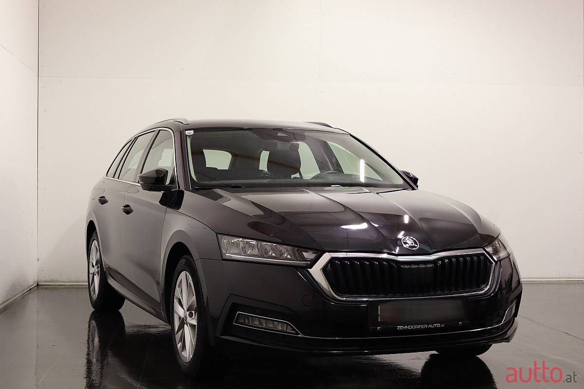 2020' Skoda Octavia photo #1