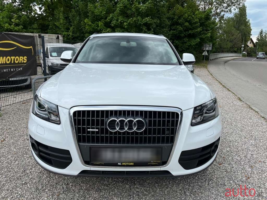 2010' Audi Q5 photo #2