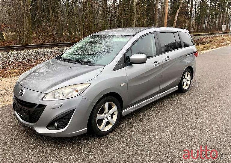 2011' Mazda Mazda5 photo #1