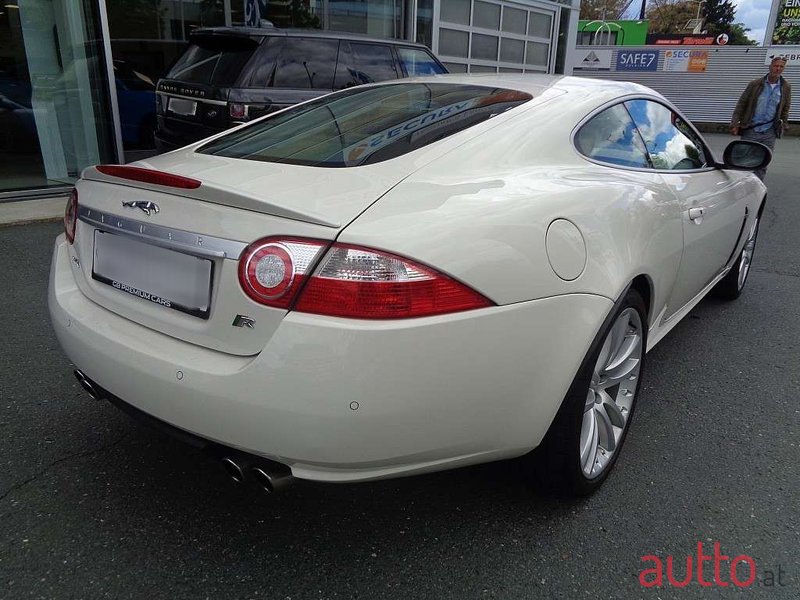 2009' Jaguar XKR photo #2