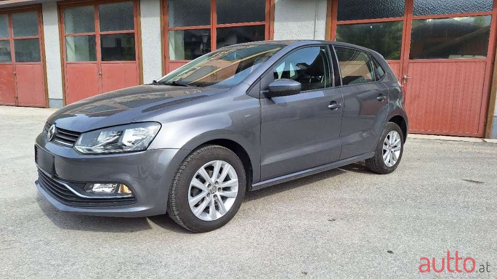 2016' Volkswagen Polo photo #1