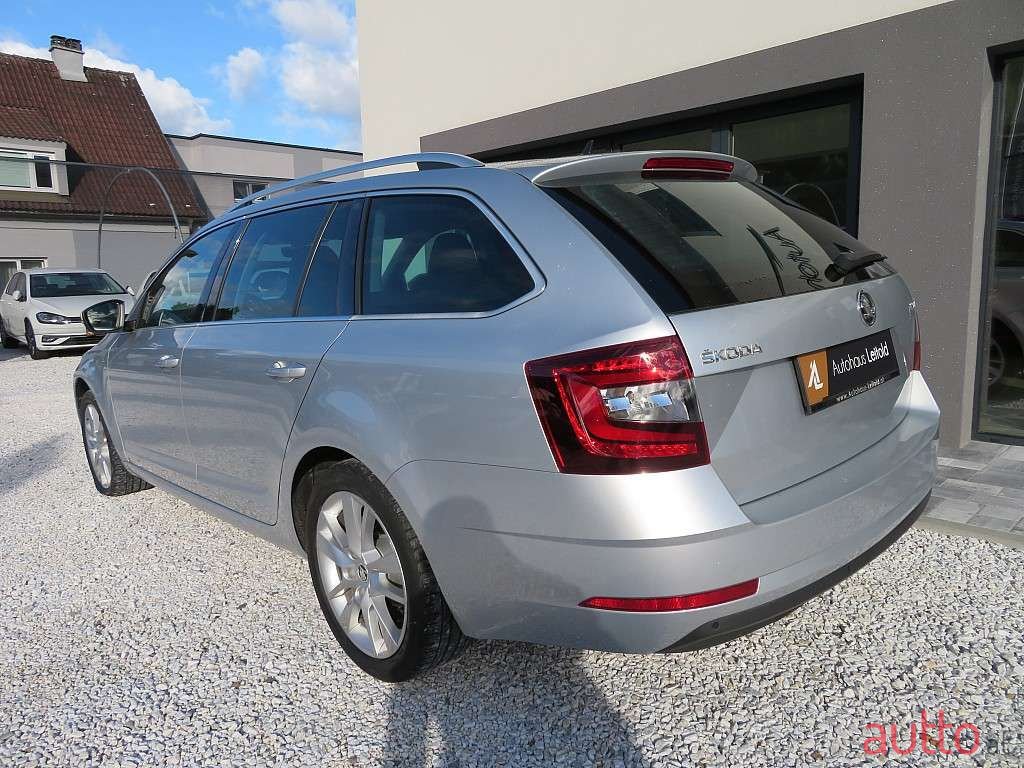 2018' Skoda Octavia photo #4