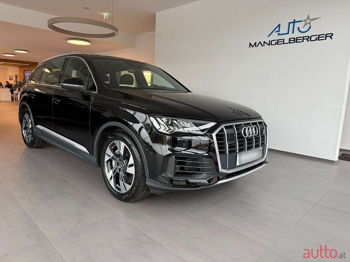 2021' Audi Q7 photo #1