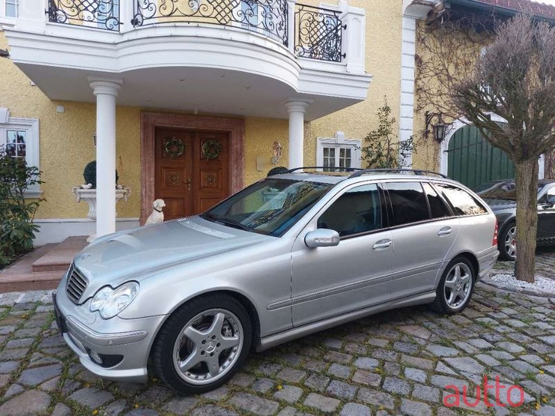 2001' Mercedes-Benz C-Klasse photo #5