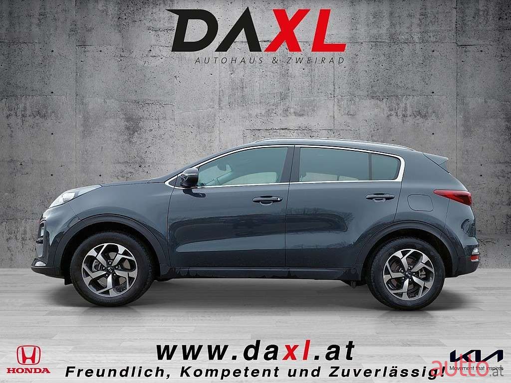 2022' Kia Sportage photo #3