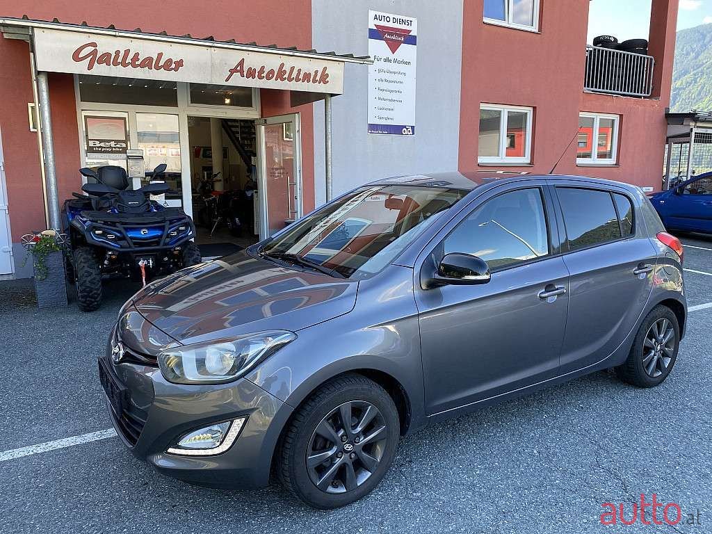 2015' Hyundai i20 photo #1