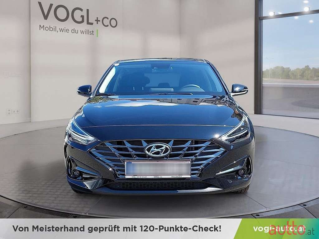 2022' Hyundai i30 photo #5