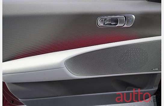 2023' Hyundai Ioniq 6 photo #4