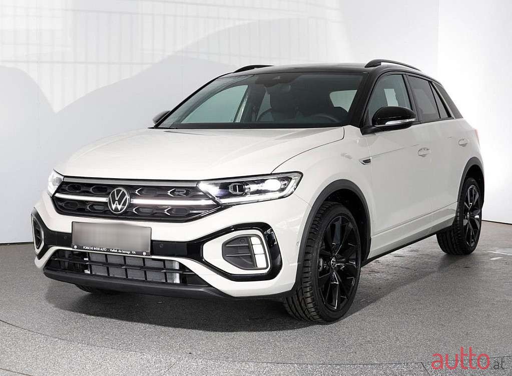 2023' Volkswagen T-Roc photo #1