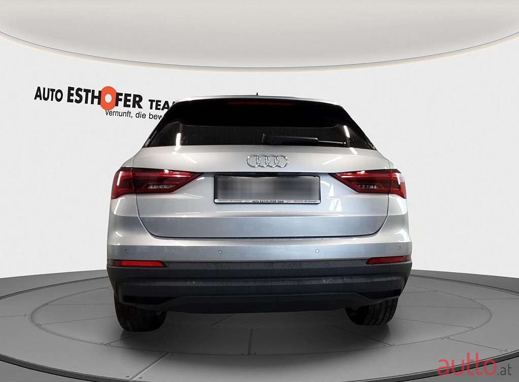 2022' Audi Q3 photo #4
