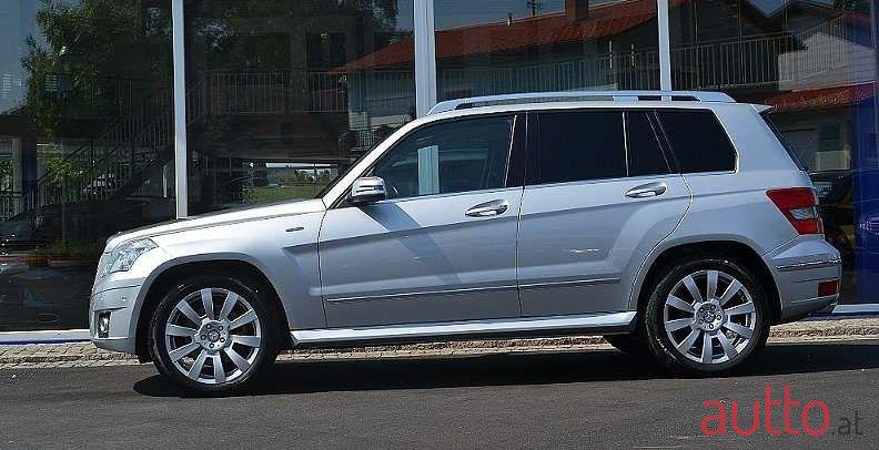 2009' Mercedes-Benz Glk-Klasse photo #3