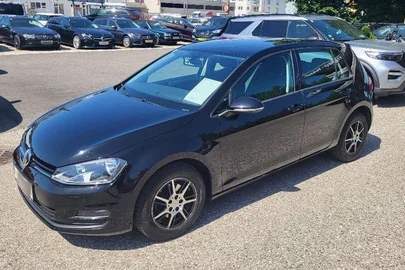 2013' Volkswagen Golf