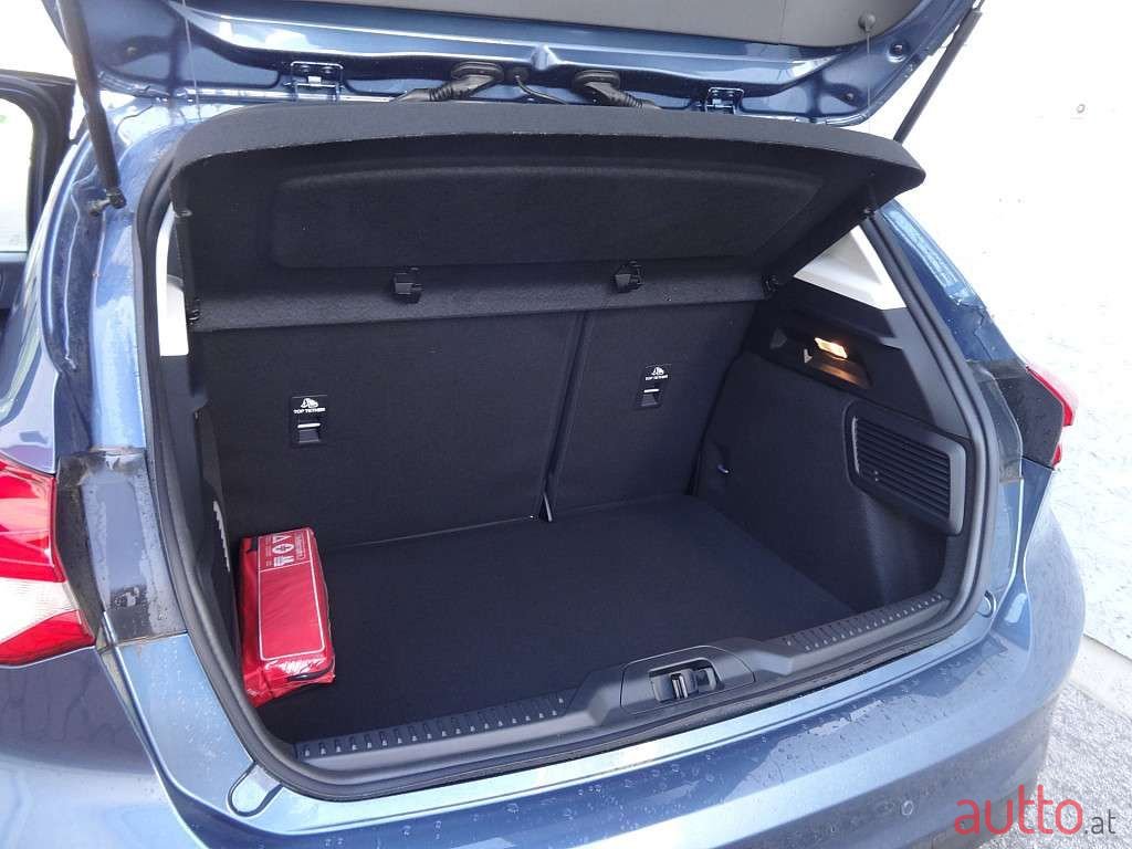 2021' Ford Focus photo #6