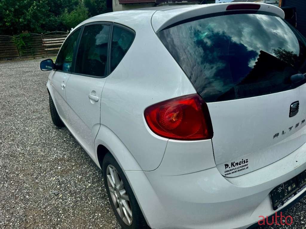 2013' SEAT Altea photo #5