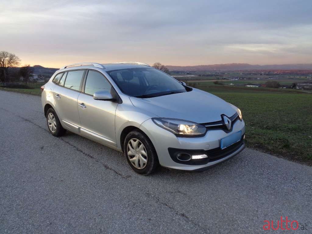 2014' Renault Megane photo #5
