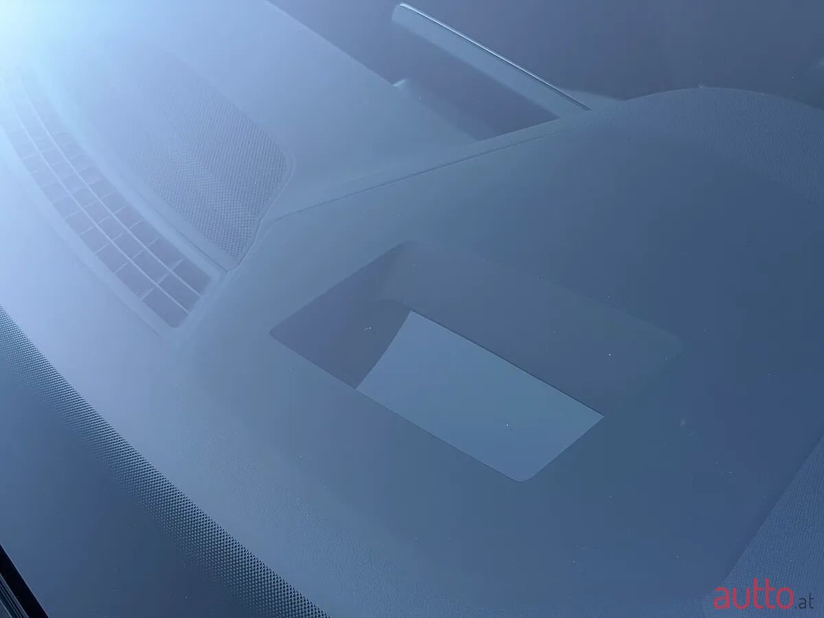 2020' Skoda Octavia photo #5