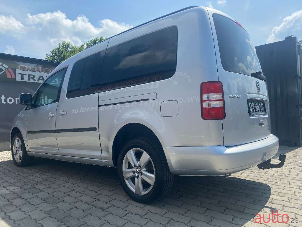 2012' Volkswagen Caddy photo #6