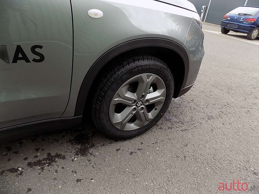 2023' Suzuki Vitara photo #4