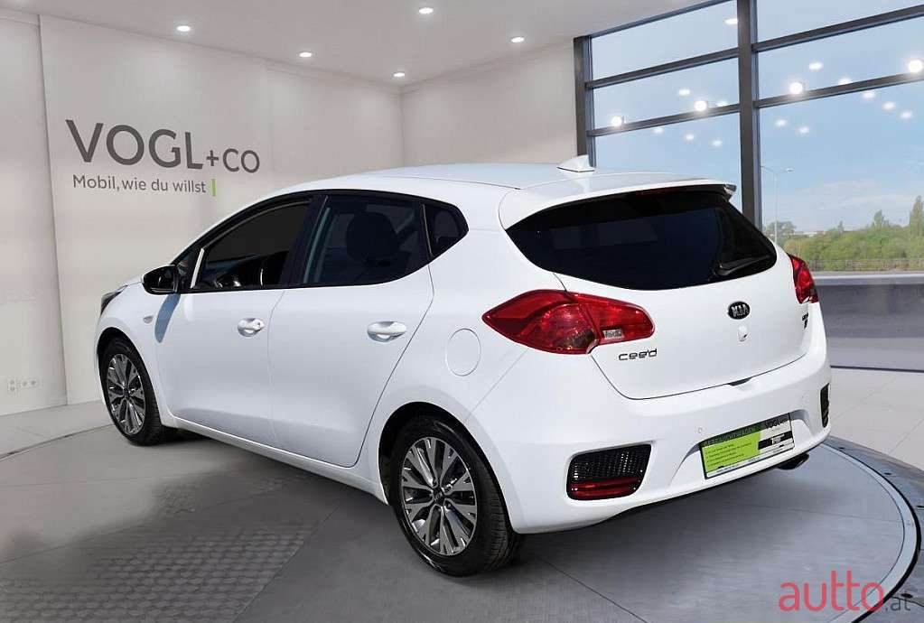 2017' Kia Ceed photo #3